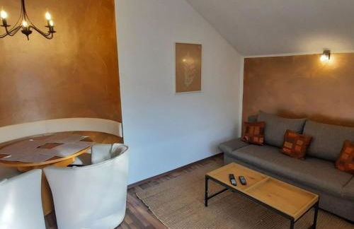 Apartment Appartement in Berghäuser mit Sonnigem Balkon by Interhome - Photo 4