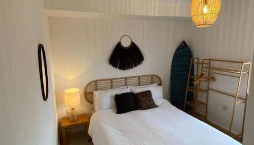 Cliffside 3 Bedroom House with Sea Views - Foto 5