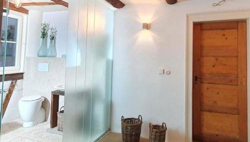 Historisches Denkmal im Herzen der Altstadt - Foto 3