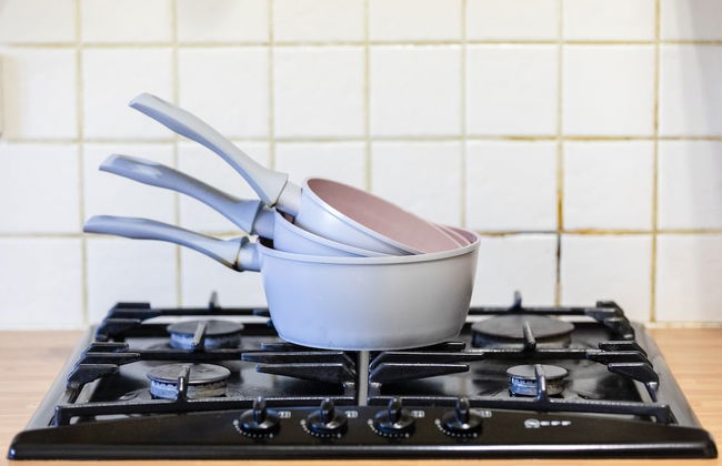 South Downs retreat house with parking - Photo 10