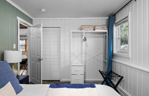 Lake Front ~ Firepit ~ Kayaks ~ SUPs ~ Yard Games - Foto 12