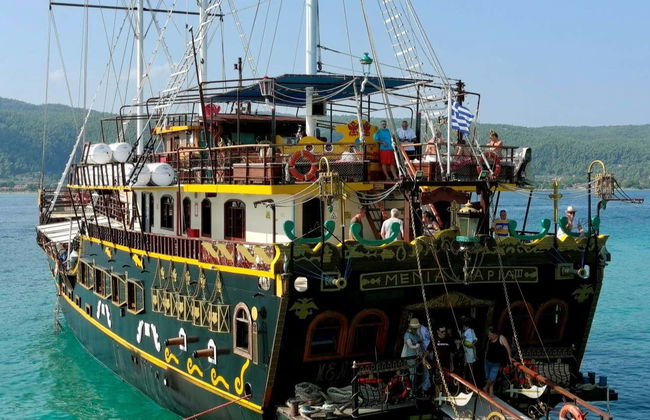 Passeio de barco pirata pela Lagoa Azul - Foto 1