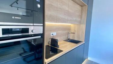 Marina Bay - Exclusive Apartment with Private Pool and Adriatic Sea View - Foto 3, pet friendly, minibar