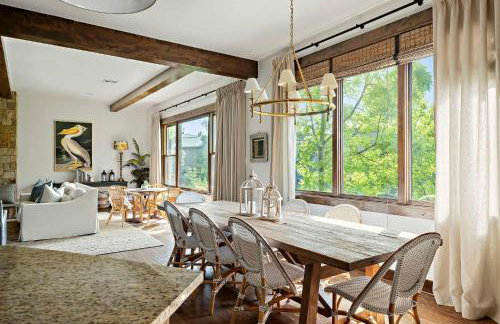 Lake Travis Luxe Villa - 4BR, Pickleball & BBQ - Foto 11