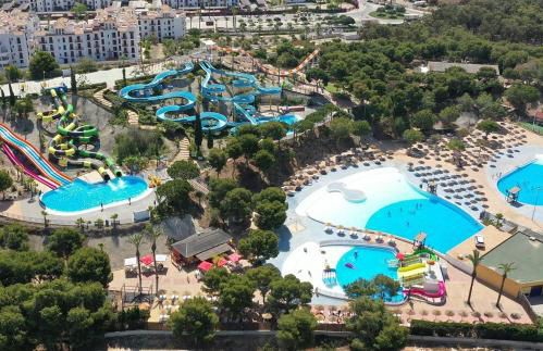 Precioso apartamento con piscina y garage - Foto 22