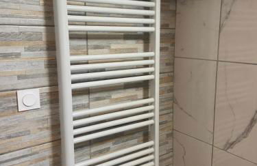 Escale Détente-Loft avec Terrasse- Parking Montargis - Photo 20