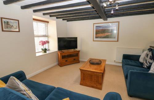 3 Eden Lodge - Photo 1