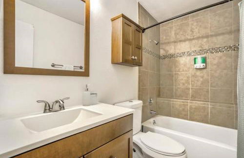 West Side Getaway Amazing Location Extended Stay - Foto 24