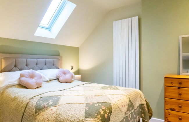 The Patches - Photo 13