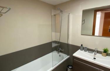 Ikebana Suite - Modern Apartment with Parking & Swimming Pool - Foto 21