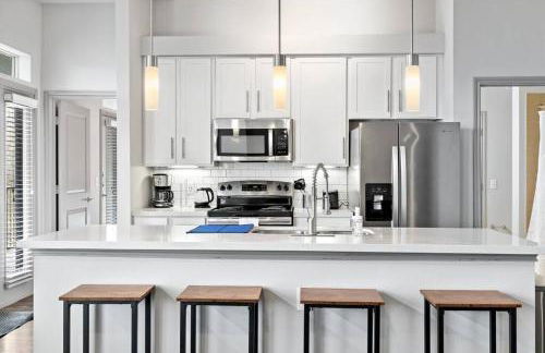 Modern Austin 2BR 2B Apt with Pool Parking & WIFI - Foto 13