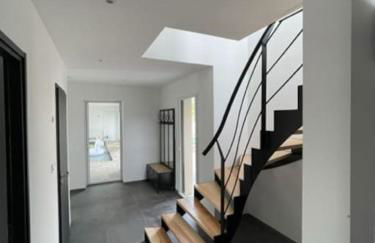 Maison contemporaine avec vue mer, piscine intérieure, classée 5 étoiles - Photo 28