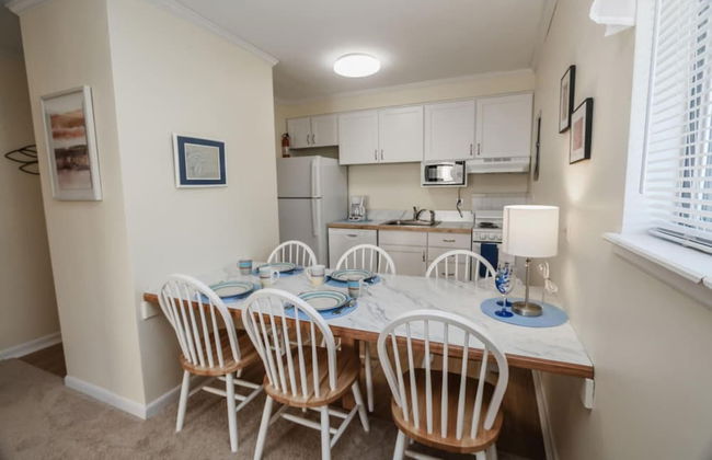 Beautiful Sea Gem - Condo 1 4 mi From Beach w Pool - Foto 10