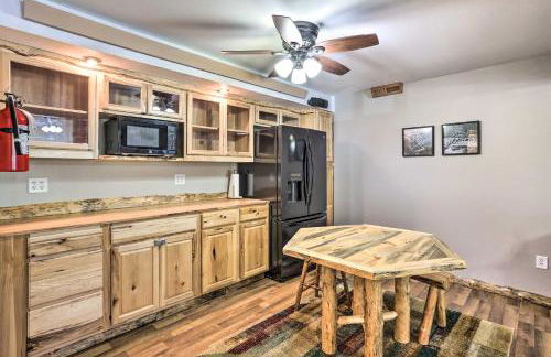 Spacious Black Hawk Home with Furnished Deck! - Foto 31