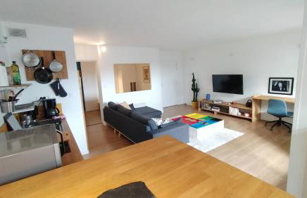 Parking gratuit, garage vélo, proche tramway - Photo 1