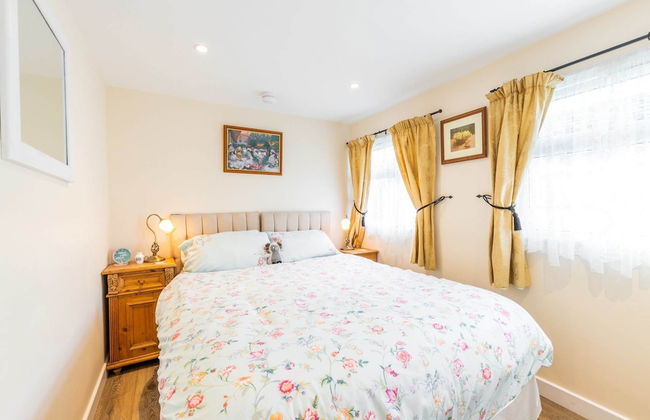 Host Stay Two Hoots Chalet - Foto 1