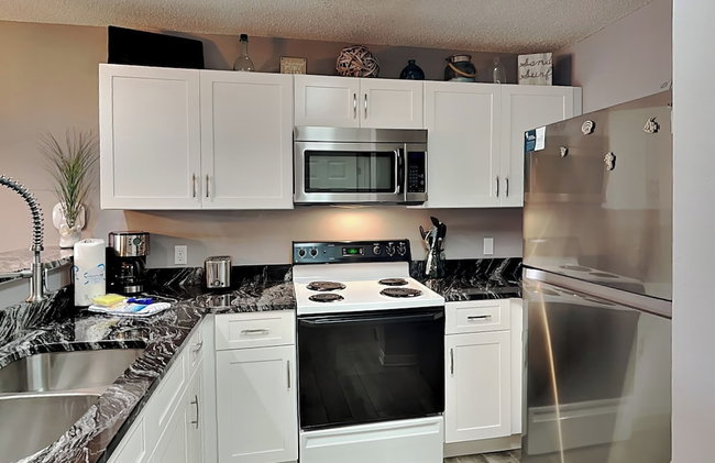 Maravilla by Southern Vacation Rentals - Photo 104