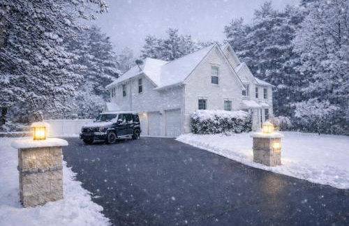 Luxury 5BR Retreat - Hot Tub - Game Room - 2 Fire Pits - Foto 57