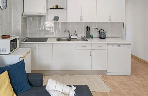 Beautiful 1 Bedroom Apartment with Mountain View - Foto 5