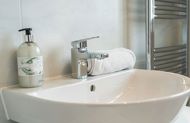 3 Bedroom 3.5 Bathroom House Chichester - Foto 33