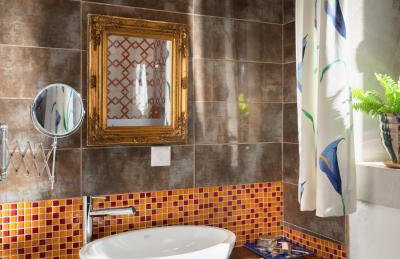 Nassibe Estate - Photo 57