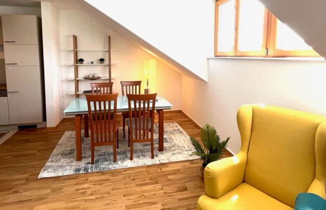 Apartment in a Charming Area - Foto 23