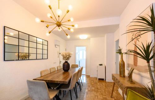 AZA14 - Amplio Piso de 3 dormitorios, 2 baños y terraza, en Chamartín, Madrid - Foto 2