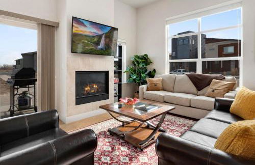 Modern Townhome Steps From the Brewery District! - Foto 2