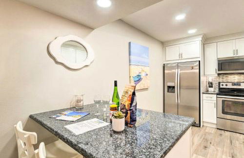 Walk to Beach Resort-Style Siesta Key Condo! - Foto 7