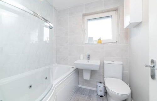 Excellent, comfortable location to visit Belfast - Foto 16