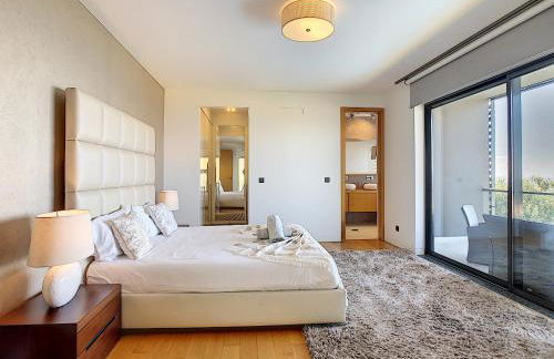 Villa Vitoria - by LovelyStay - Foto 18