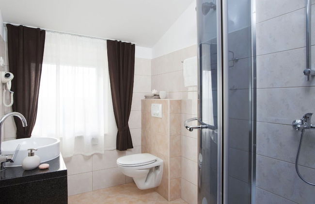 Attractive Villa With Private Swimming Pool, Beach Volleyball and Fenced Garden - Foto 25