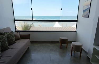 Apartamento Pé na Areia - Ótima Localização - Conforto à beira-mar - Foto 12