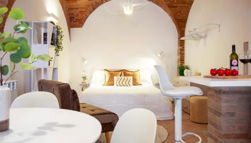 Medieval flat with whirlpool bath - Photo 4