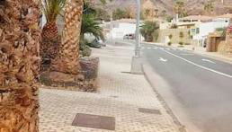 The perfect place to relax Bedroom with hot tub, beautiful tropical garden area. Bbq and big open spaces through all the house.It is located in a quiet place, but still 5 min away from the touristic Puerto Rico and walking distance from the beach - Foto 5