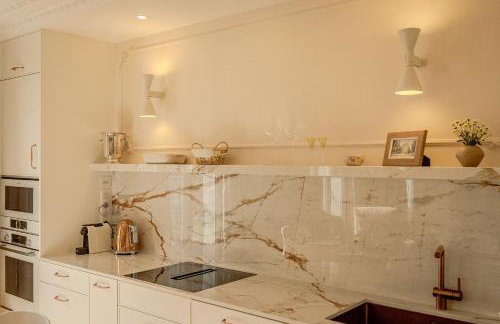 Apartment with Eiffel Tower view - Photo 15