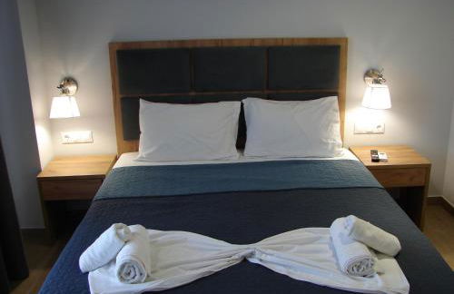 FOUR REASONS - Foto 32