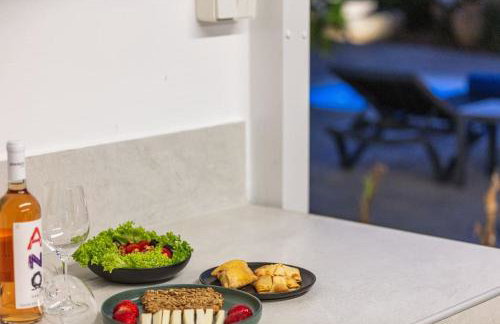 Cyan Viewpoint House near Lake Kourna - Foto 48