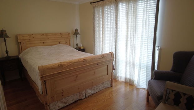 Waterfront Cottage 4 BD by GLOBALSTAY - Photo 4, Room