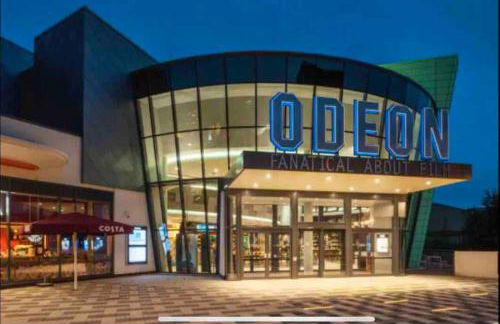 brand new cozy cabin with parking - Foto 25