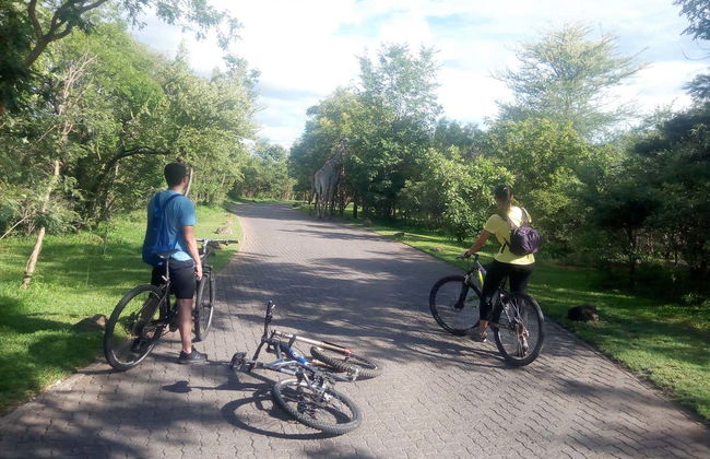 Tour in bicicletta a Victoria Falls - Foto 1