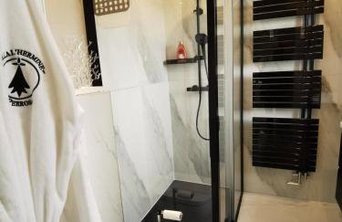 Villa l'hermine Vue mer exceptionnelle, prestation luxe contemporaine avec cinema et spa, borne voit électrique - Foto 39