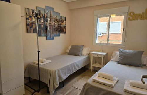 PASARELA ALMOZARA HOME & Parking gratis - Foto 8