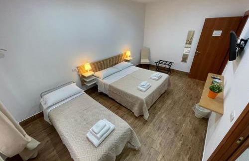 REGAL HOME Apartment - Photo 8