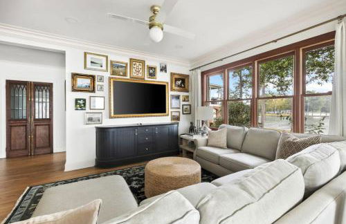 Lakeside Manor Sleeps 10 - Foto 17