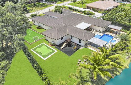 8-BR with Pool & Mini-golf & Soccer - Foto 147