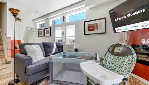 A-Frame Wonders Hot Tub w Mountain Views - Foto 2