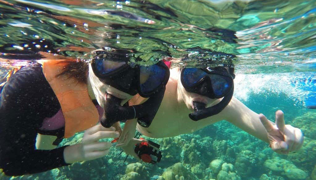 Praticando snorkel em Sharm El Luli e Wadi El Qulaan