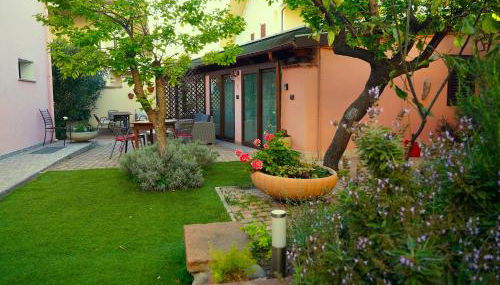 Flowery Inn Villa - Foto 3, Garden, Garden view