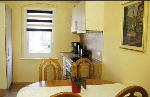 Ferienwohnung mit Balkon in Schmölln - Foto 10